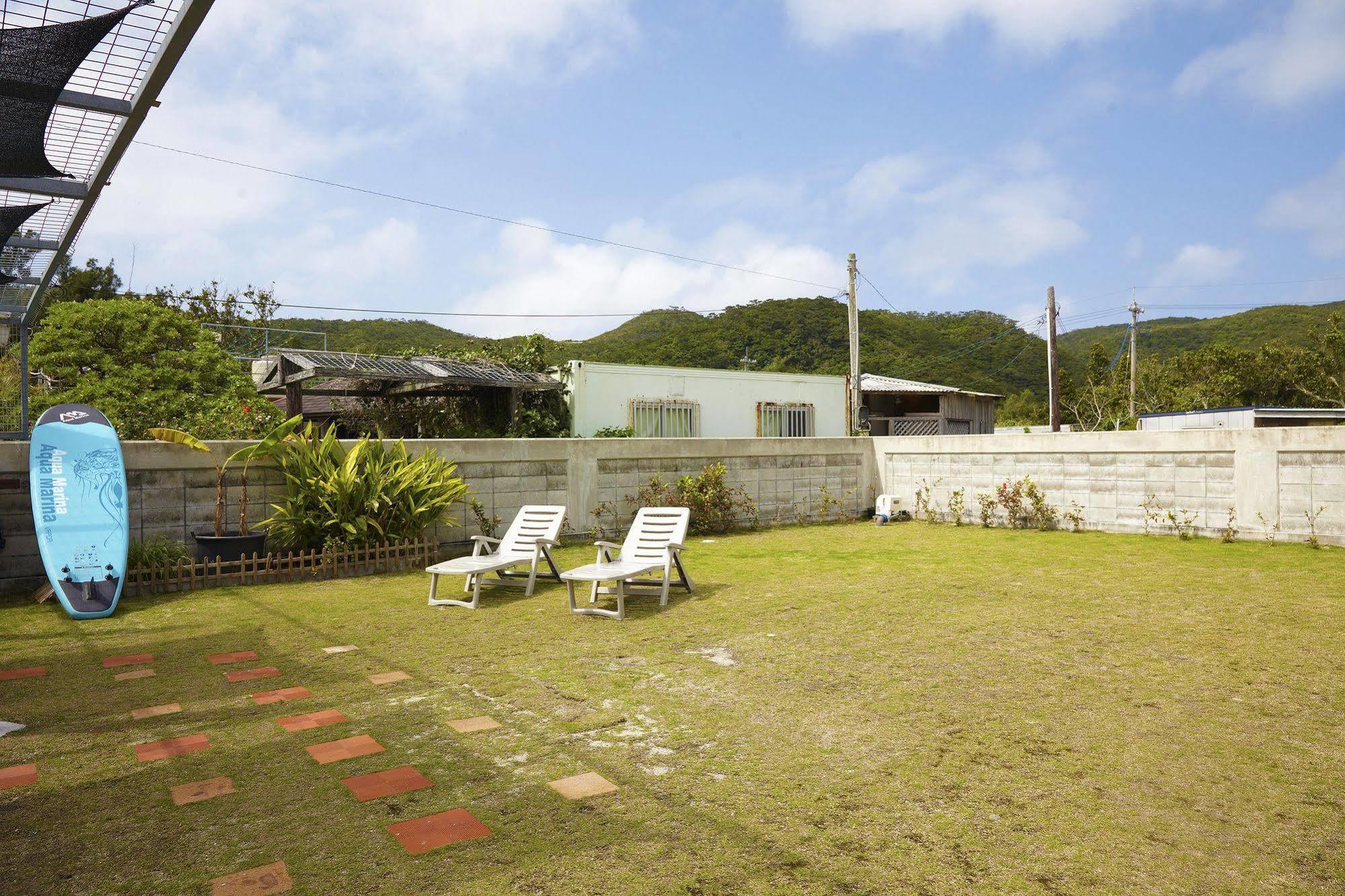 Minshuku Yadokari Hotel Zamami Exterior photo