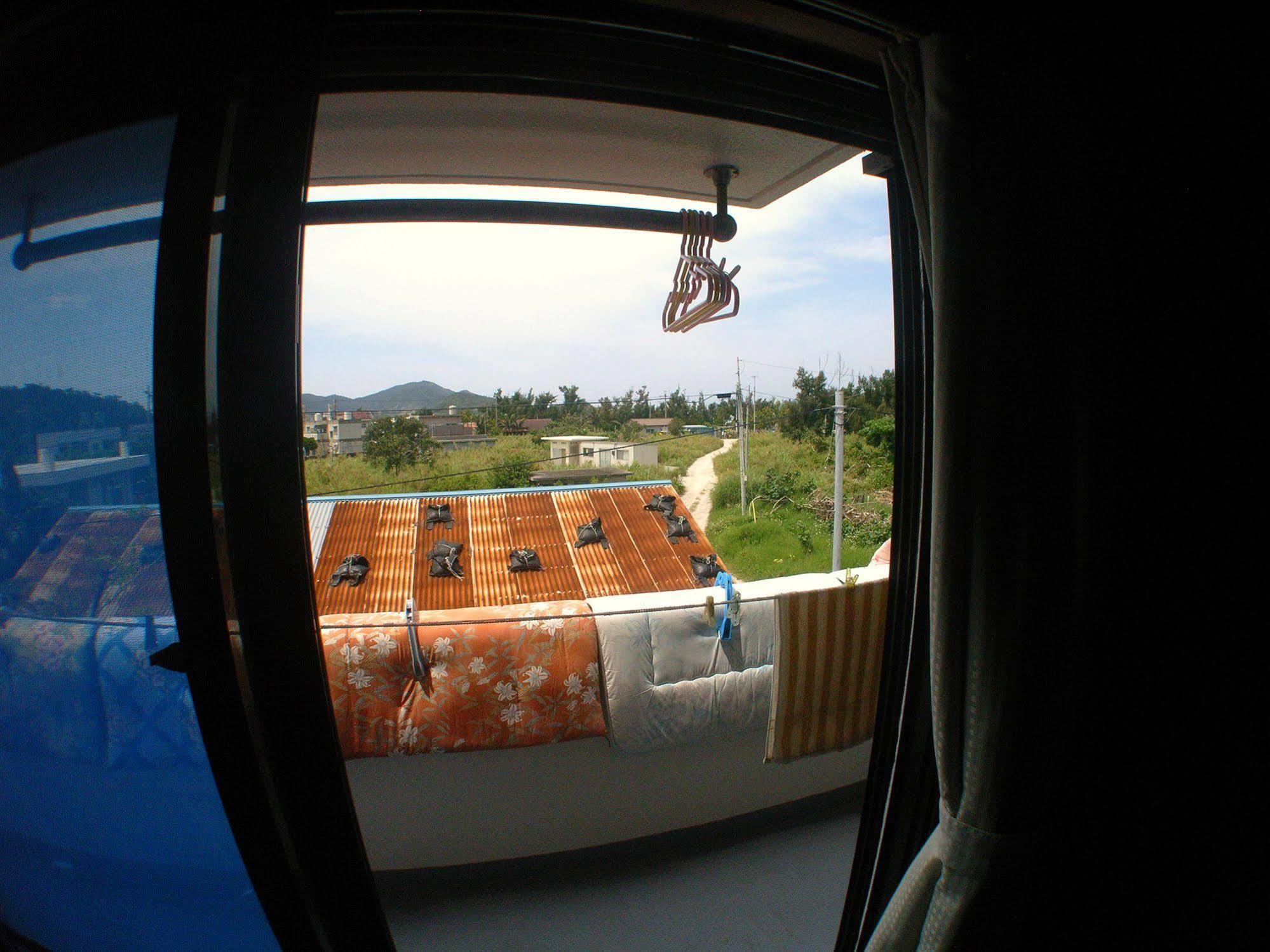 Minshuku Yadokari Hotel Zamami Exterior photo
