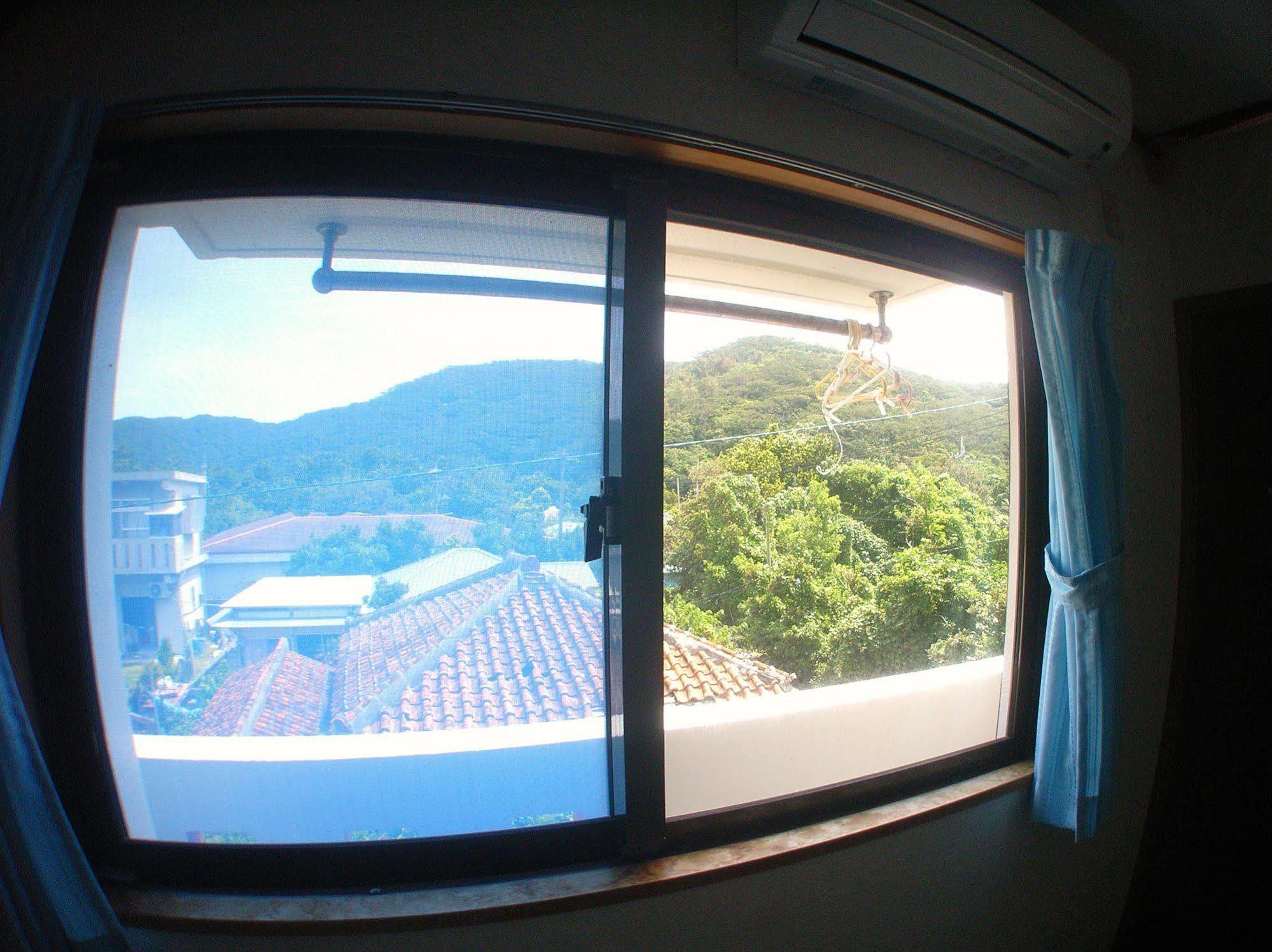 Minshuku Yadokari Hotel Zamami Exterior photo