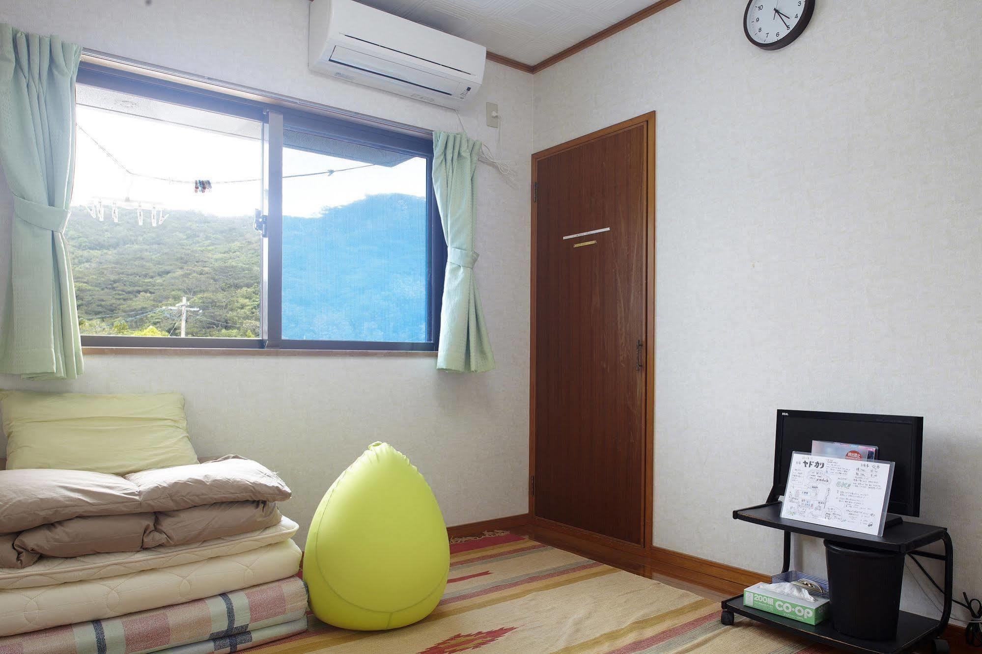 Minshuku Yadokari Hotel Zamami Exterior photo